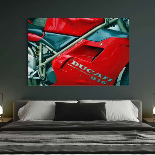 Ducati 916